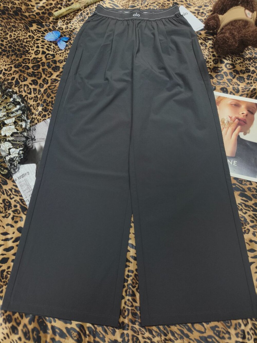 ALO Yoga Dark Grey Suit Up Trouser 30" Inseam (Regular)🍩Cozy Wide-Leg Pants🥇 - Picture 7 of 8